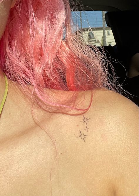 Ephemeral Tattoo, Clavicle Tattoo, Sparkle Tattoo, Diamond Tattoos, Small Pretty Tattoos, Petite Tattoos, Small Tattoos Simple, Star Tattoo, Cute Tiny Tattoos