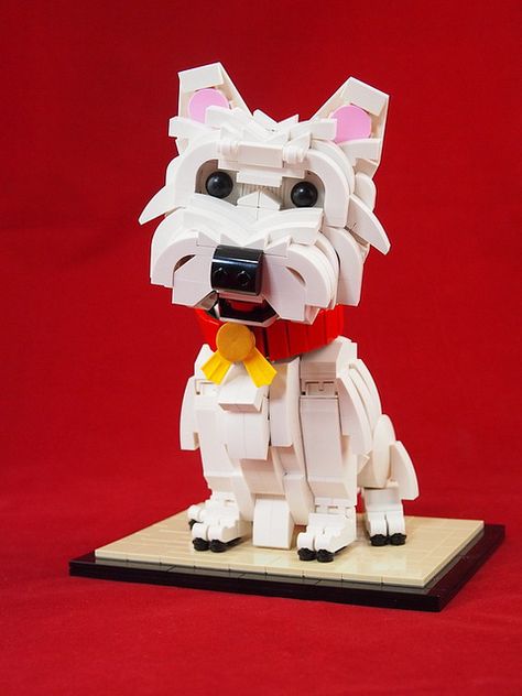 LEGO westie...♥♥♥ Lego Dog, Lego Film, Lego Sculptures, Lego Boards, Lego Animals, Highlands Terrier, Westie Dogs, Lego Toys, West Highland White