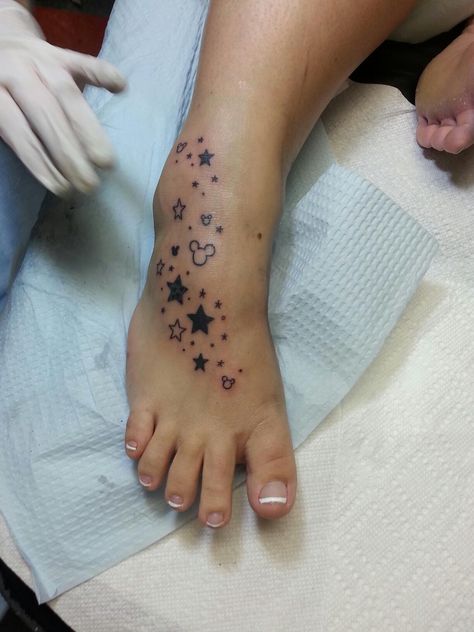 My Disney tattoo! Hidden Disney Tattoo, Disney Foot Tattoo, Tattoo Hidden, Tattoo For Ladies, Disney Tattoos Small, Mickey Tattoo, Tattoo Perna, Cute Ankle Tattoos, Baby Name Tattoos