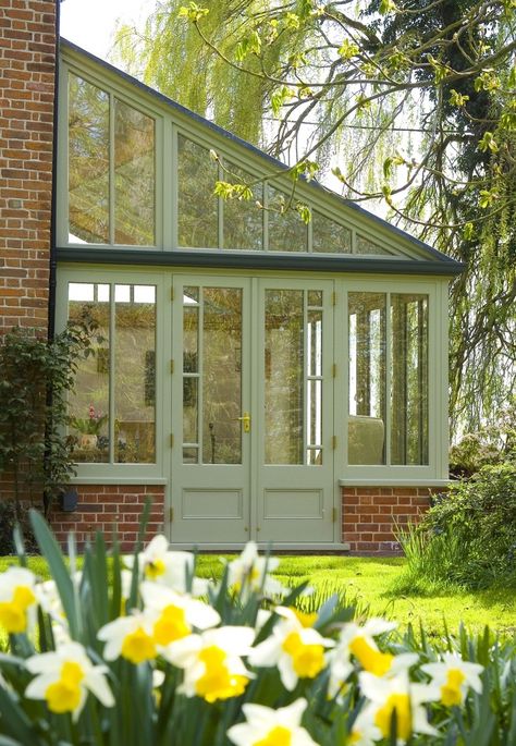 Morton Windows & Conservatories Ltd: Lean-to conservatory Lean To Conservatory Ideas, Modern Conservatory Ideas, Conservatory Extension Ideas, Backyard Hideaway, Greenhouse Attached To House, Glass House Garden, Conservatory House, Sunroom Greenhouse, Conservatory Flooring