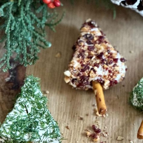 272 likes, 13 comments - xoxomame on November 11, 2023: "CHEESE WEDGE CHRISTMAS TREES 🎄 🎄✨ The cutest little cheese trees for your charcuterie bo..." Goat Cheese Christmas Tree, Cheese Tree Appetizer, Cheese Trees, Christmas Cheese Tree, Spicy Pecans, Cheese Tree, Christmas Tree Cheese, Cheese Triangles, Christmas Aesthetics