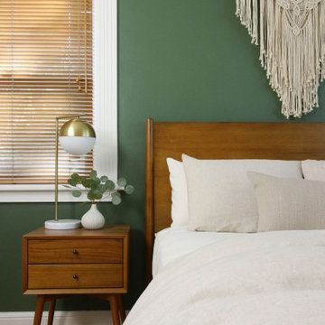 Green Walnut Bedroom, Green And Walnut Bedroom, Green Primary Bedroom, Midcentury Bedroom Ideas, 1960s Bedroom, Marble Lamps, Green Bedroom Walls, Green Bedroom Design, Walnut Bedroom