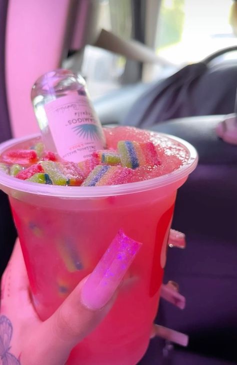 Malibu Barbie Drink, Truly Alcohol, Pink Jello Shots, Alcohol Drinks Aesthetic, Slushies Aesthetic, Drinks For Party, Drinking Alcohol Aesthetic, Alcoholic Drinks Aesthetic, Candy Alcohol Drinks