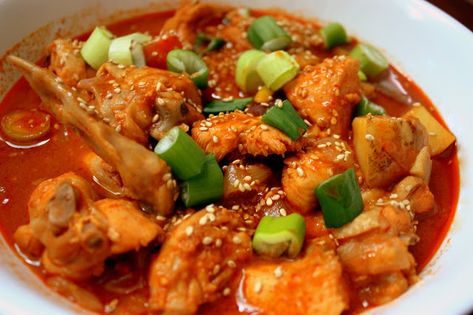 Korean Chicken Stew Recipe, Easy Asian Food Recipes, Easy Asian Food, Korean Chicken Stew, Chicken Stew With Potatoes, Spicy Chicken Stew, New Food Recipes, Stew With Potatoes, Braised Chicken Recipes