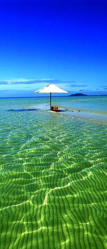 Amanpulo, Philippines - large selection - https://swisshalley.com/de/ref/future56 Amanpulo Philippines, Tropical Pictures, Aman Resorts, Magic Places, Mahal Kita, Palawan Philippines, Air Terjun, Peaceful Places, Palawan