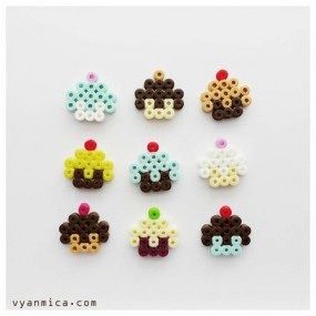 Cute & Tiny Perler Bead Designs, Pyssla Beads, Helmet Designs, Pixel Beads, Art Perle, Hama Beads Design, Diy Perler Bead Crafts, Perler Crafts, Hama Bead