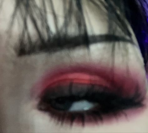 Emo Red Makeup, Makeup Ideas Fun Eyeshadows, Valentines Grunge Makeup, Black And Red Emo Makeup, Simple Goth Eyeshadow, Red Eyeshadow Grunge, Red And Black Hair Asian, Dark Valentines Day Makeup, Gothic Make Up Looks