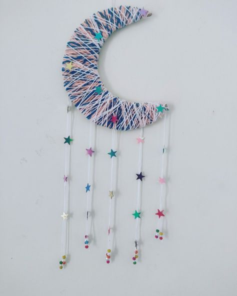 Paper Projects Diy, Project Paper, Moon Crafts, Ramadan Kareem Decoration, Eid Crafts, Paper Wall Hanging, Macrame Wall Hanging Diy, Diy Yarn Crafts, Ramadan Crafts