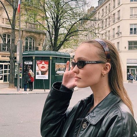 Accessories for daze. @lilyrose_depp wearing her @alexandredeparis_official headband purchased from us ✨💖 #lilyrosedepp #johnnydepp #alexandredeparis #headband #accessories Lily Depp, Lily Rose Depp Style, Rose Depp, Lily Rose Depp, Chanel Sunglasses, Blair Waldorf, Lily Rose, Gossip Girl, Style Icons