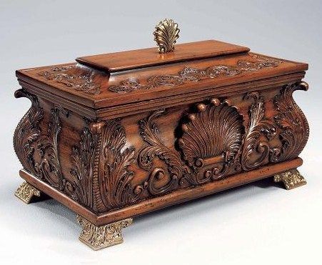 Carved Boxes Wooden, Table Top Covers, Antique Wooden Boxes, Vintage Boxes, Mahogany Table, Gift Wrapping Ideas, Woodworking Box, Carved Furniture, Wood Jewelry Box