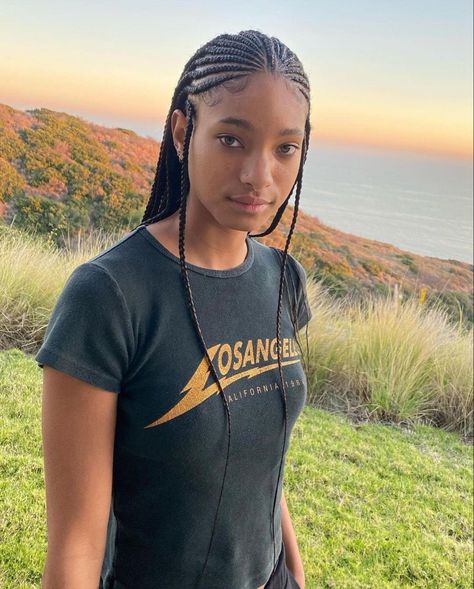 Long Fulani Braids, Box Dreads, Willow Smith, Braids Hairstyles Pictures, Pelo Afro, Jaden Smith, Fulani Braids, Box Braids Hairstyles, Black Girls Hairstyles