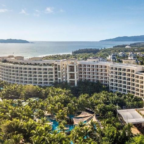 This hotel is located in Haitang Bay Sanya, a place full of palms, white beaches and abundant sunshine. The beach is a 6-minute walk away. It also features a well-designed lagoon swimming pool, a tennis court, a fitness center, Spa, a children's park, a 2500-square-yard camping area, a water park and a zoo. Sheraton Sanya Haitang Bay Resort is only 2 minutes' drive from Duty Free Shopping Malls. It takes 40 minutes to drive to Sanya Phenix International Airport or downtown Sanya. Yalong Bay Rail Yard Camping, Family Package, Children Park, Kid Pool, Camping Area, Sanya, Shopping Malls, Pool Area, Kids Entertainment