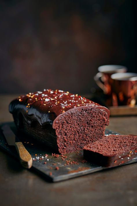 Chocolate loaf cake Loaf Tin Cakes Recipes, Loaf Tin Cakes, Loaf Cake Decoration, Loaf Cakes Recipes, Chocolate Bread Loaf, Loaf Photography, Chocolate Cake Photography, Chocolate Cake Loaf, Chocolate Chip Loaf Cake