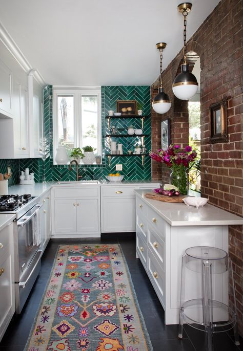 Eclectic Maximalism Kitchen, Small Eclectic Kitchen, Vintage Eclectic Kitchen, Grandmillenial Kitchen, Eclectic Kitchens, Eclectic Kitchen Design, Eclectic Kitchen Decor, Eclectic Kitchen, Transitional Kitchen