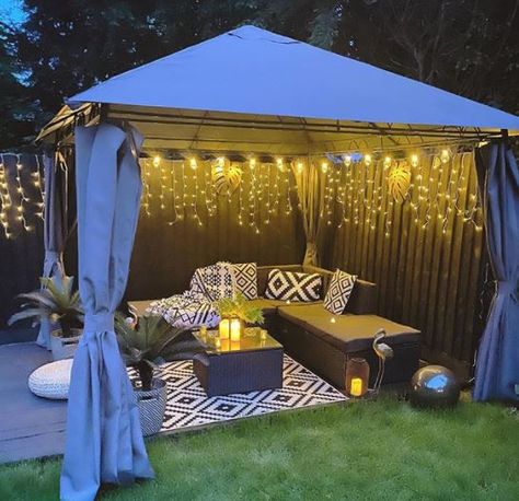 35 Rental Garden Ideas: Making a Temporary Space Feel Like Home 5 Temporary Patio Ideas, Rental Garden Ideas, Temporary Patio, Budget Patio Ideas, Rental Garden, House Backyard Ideas, Cheap Gazebo, Backyard Dog Area, Backyard String Lights