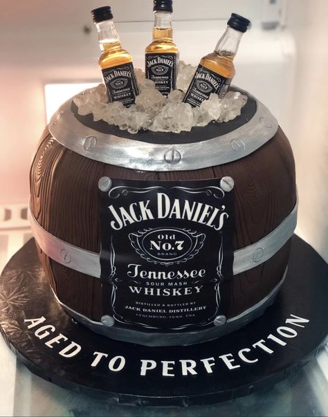 Jack Daniels Cake - Whisky Cake - 21st Birthday Cake - Bachelor Cake - Aged to Perfection Cake Happy Birthday Jack Daniels, Happy Birthday Whiskey, Edible Cake Images, Whisky Cake, Jack Daniels Birthday, Jack Daniels Cake, Bachelor Cake, Barrel Cake, Thematic Cake