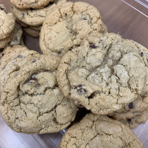 Joanna Gaines Chocolate Chip Cookies, Chocolate Chip Cookies Chewy, Recipe Calculator, Chip Joanna Gaines, Cookies Chewy, Popular Cookies, Brown Sugar Cookies, Recipe Generator, Magnolia Table