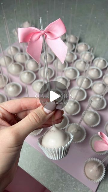 Sarah Compton on Instagram: "A new tutorial.. cake pops! Do you love cake pops? Do you struggle making them? 

Over the years I’ve found them to be so tricky but with the correct guidance I can ensure your cake pops will be perfection! 

Excited for this to be coming soon!🩷

#sarahscakecompany #cakepops #baking #cakeartist #cakepop #cakeonastick #luxurycakes #caketutorials #cakemaking #prettycakes #childrenscakes #partycake #cakedecorating #cakeinspiration #cakesofinstagram #cakeideas #caketips #caketutorials #cakerecipes #cakestyle #new" Cake Pops In Cupcake Liners, How To Display Cake Pops Ideas, How To Wrap Cake Pops, Gender Reveal Cake Pops Ideas, How To Display Cake Pops, Cake Pop Packaging Ideas, Cakepops Ideas Decoration, Wedding Cake Pops Ideas, Cake Pop Display Ideas