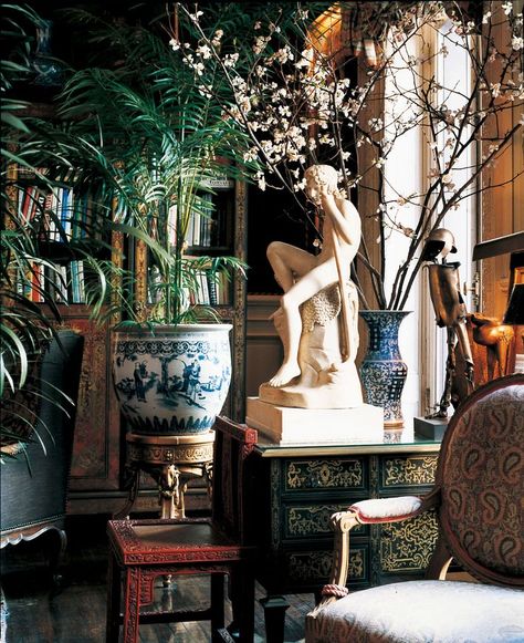 Traditional Decor Southern, Chinoiserie Chic, Deco Boheme, New York Apartment, Asian Decor, Maximalism, Colonial Style, French House, Kenneth Jay Lane