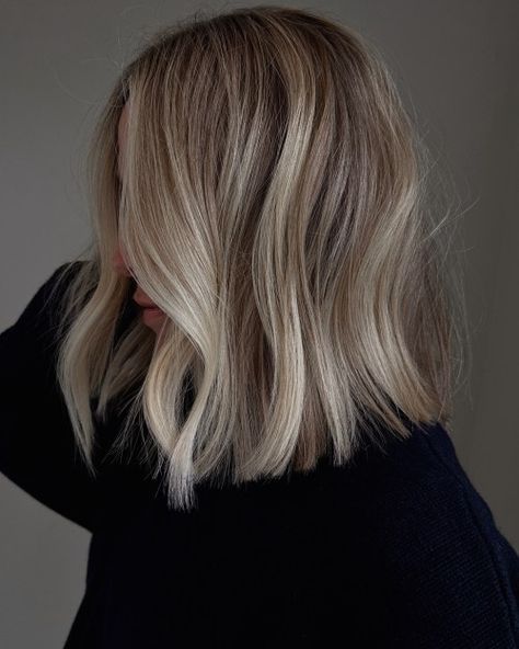 Hairstyles With Blonde Highlights, Bronde Lob, Platinum Balayage, Blonde Highlights Ideas, Most Beautiful Hairstyles, Copper Blonde Hair Color, Cool Blonde Hair Colour, Colors For 2024, Natural Brown Hair