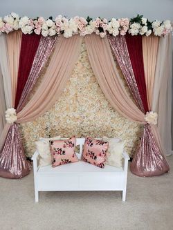 Engagement Stage Decoration, Nikah Decor, Mehendi Decor Ideas, Decoration Evenementielle, Wedding Background Decoration, Wedding Entrance Decor, Diy Wedding Backdrop, Luxury Wedding Decor, Marriage Decoration