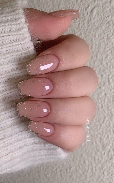 25+ Cute Pink Nail Ideas for Your Next Manicure Inspiration For Short Nails, Oval Nails With Pink Tips, Gel Nail Manicure Ideas Summer, Simple Soft Gel Nails Design, Squoval Pink French Tip Nails, Nails For Farewell, Pink Simple Nail Ideas, Square Blush Nails, Feminine Pink Nails