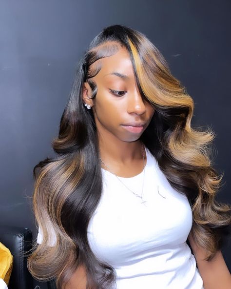 Sew In Weave With Closure Color Highlights, Glue Ins Hairstyles, Side Part Sew In With Leave Out Highlights, Ombre Leave Out Sew In, Sew In With Brown Highlights, Side Part Highlights Wig, Traditional Sew In With Highlights, Fall Color Hair Ideas For Black Women, Sewin Styles