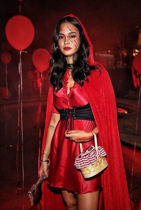 Red Cape Halloween Costume Ideas, Red Cape Costume Ideas, Red Head Costumes, Red Head Costume Ideas, Female Halloween Costume Ideas, Female Costume Ideas, Red Cape Costume, Red Dress Halloween Costume Ideas, Halloween Costumes Female