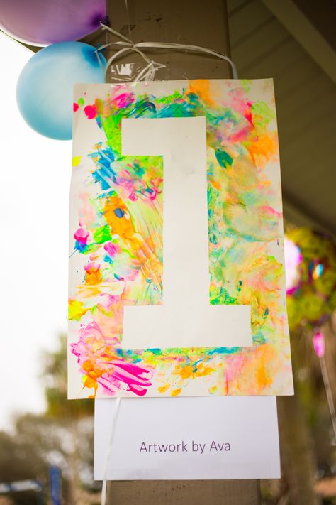 Personalize Baby's First Birthday Party by displaying a finger painting masterpiece created by the birthday child 1st Birthday Crafts For Babies, Diy First Birthday Decorations, Birthday Artwork, Cracker Cake, Animal Cracker, Finger Paint, Birthday Activities, 1st Birthday Decorations