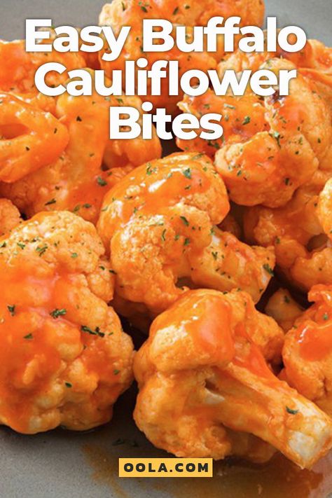 Easy Buffalo Cauliflower Bites Buffalo Cauliflower Recipes Easy, Buffalo Cauliflower Baked, Easy Buffalo Cauliflower, Healthy Buffalo Cauliflower, Buffalo Bites, Sandwich Vegetarian, Super Bowl Snack, Cauliflowers, Buffalo Cauliflower Bites