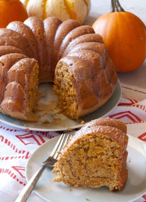 Pumpkin spice bundt cake with a slice on a plate with a fork Pumpkin Spice Bundt Cake, Spice Bundt Cake, Pumpkin Bundt Cake Recipes, Low Calorie Pumpkin, Pumpkin Bundt, Pumpkin Bundt Cake, Bundt Cake Recipe, Traditional Recipes, Low Calorie Desserts