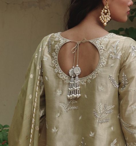 Misha Lakhani on Instagram: “Rekindle old-world romance with an ensemble that will never go outta style. Shop via the link in bio and in stores. #oldcraftsmodernideas…” Misha Lakhani, Salwar Neck Designs, Embroidery Fashion Detail, Bridal Dresses Pakistan, 2024 Trends, Back Neck, Embroidery Fashion, Indian Wear, Fashion Details