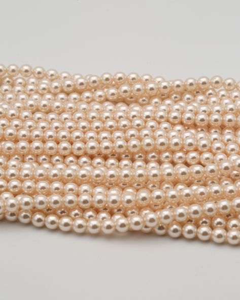 How gorgeous are these cream rose pearls? 😍 The beautiful colouring of these pearls create a realistic imitation of the real thing. ✨ Perfect for use in jewellery projects. These pearls are ready strung for convenience and are sold per string. ✨ SKU: DBPLF Size: 10 L x 10 W (MM) Colour option: Cream Rose #DBPLF #STKRM #STKRMUK #onlinestockroom #pearls #pearl #creamrosepearls #pearlnecklace #pearlbracelet #jewellerydesign #pearlaccessories #jewellery #wholesaler #components Pearl Accessories, Cream Roses, Jewelry Projects, Pearl Bracelet, Color Options, Pearl Necklace, Size 10, Cream, 10 Things