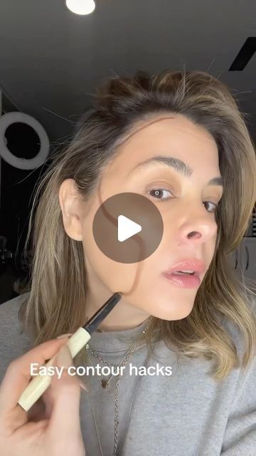 Contour Chest And Neck, Contour And Bronzer Placement, Contour Makeup For Beginners Round Face, Contouring Tutorial Video, Contour Hacks, Erica Taylor, Contouring Tips, Contouring For Beginners, Cheek Lift