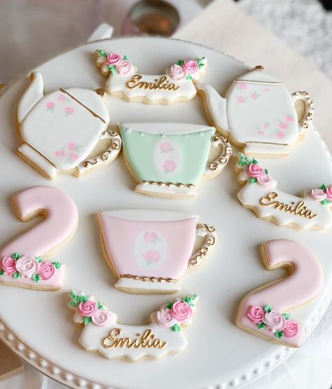 Tea For Two Decorations, Disney Tea Party Birthday, 1st Bday Tea Party, Second Birthday Tea Party Theme, Third Birthday Tea Party Theme, Tea Party Pinata, Tea Party 3rd Birthday Ideas, Tea For Two Birthday Party Cookies, Tea For 2 Birthday Cake