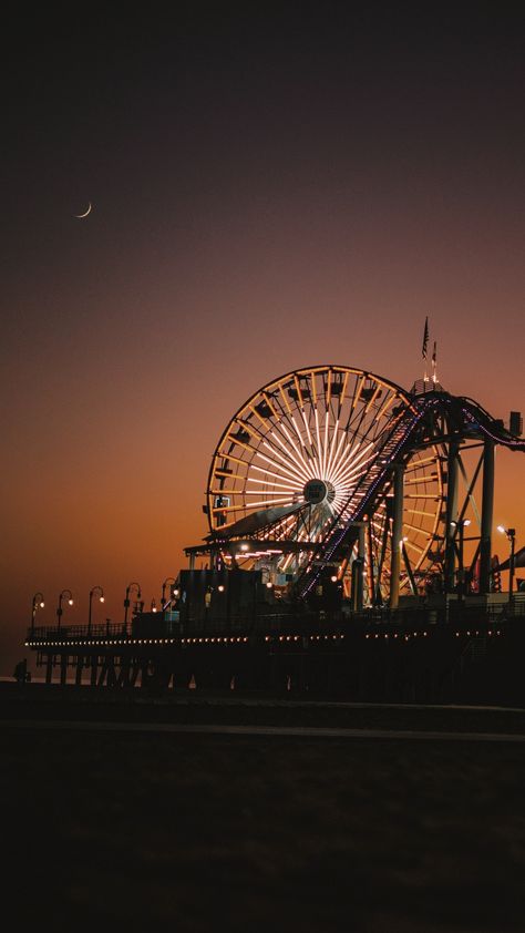 Ferris wheel, carnival, festival Copyright Free Images Aesthetic, Cabaret Goth, Village Fair, Los Angeles Wallpaper, Santa Monica California, Iphone Wallpaper Photos, Cool Pictures Of Nature, Cool Landscapes, Pretty Wallpapers Backgrounds