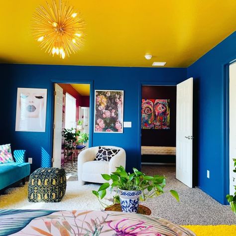 Happy Wall Colors, Bright Wall Colors, Paint Vibes, Yellow Ceiling, Blue Ceilings, Room Wall Colors, Yellow Room, Warm Decor, Yellow Living Room