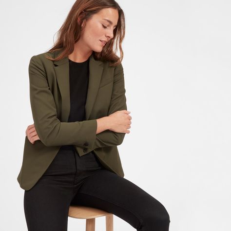 Women’s Italian GoWeave Classic Blazer | Everlane Green Blazer Outfit Work, Olive Blazer Outfit, Olive Green Blazer Outfit, Green Blazer Women, Court Clothes, Brown Blazer Outfit, Green Blazer Outfit, Green Outfits For Women, Olive Blazer