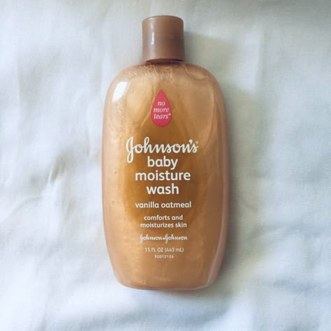 Johnsons Baby Moisture Wash Vanilla Oatmeal 15 Fl Oz Comforts And Moisturizes Skin, No More Tears, This Formula Is Hypoallergenic And Dermatologist Tested. Brand New Johnsons Products Skincare, Johnson Body Wash, Vanilla Oatmeal, Johnsons Baby, No More Tears, Shower Skin Care, Baby Lotion, Bath And Body Care, Body Care Routine