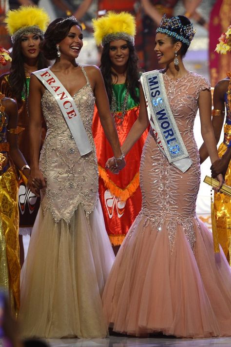 Miss World 2013 winner Megan Young held hands with the runner-up, Miss France. Miss World 2013, Megan Young, Miss France, Miss Usa, Beauty Event, Miss America, Pageant Gowns, Miss Universe, Miss World