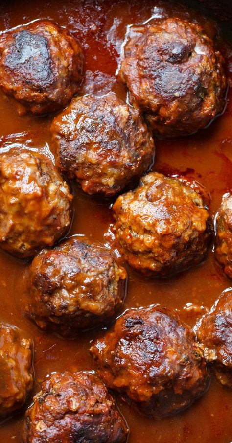 Braised Meatballs, Wine Gravy, Red Wine Gravy, Baked Meatballs, Red Wine Sauce, Beef Meatballs, Wine Sauce, Red Sauce, Meatball Recipes