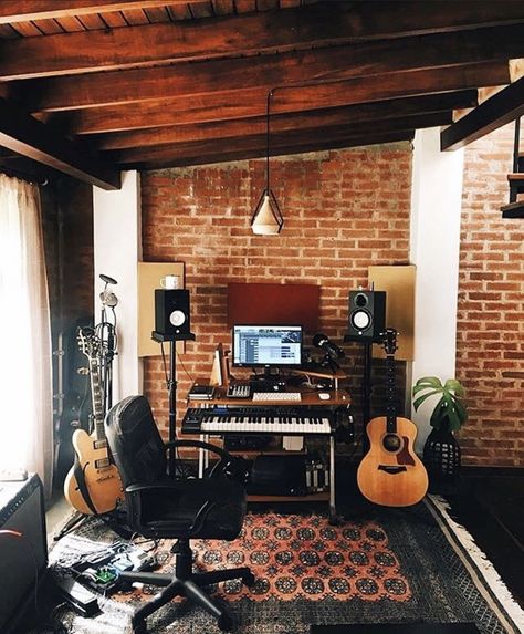 Bedroom Music Studio, Music Room Design, Home Recording Studio Setup, Recording Studio Setup, Home Studio Ideas, Home Music Rooms, Basement Studio, Music Rooms, Recording Studio Home