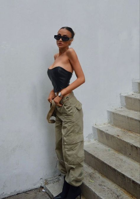 Styling Joggers, Styling Boots, Cargo Outfit, Cargo Pants Outfit, فستان سهرة, Looks Street Style, 2022 Fashion, Outfits Verano, Mode Inspo