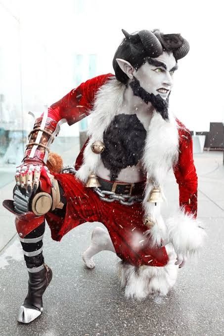 Krampus Cosplay, Dark Unicorn Costume, Junkrat Cosplay, Merry Krampus, Witches Night, Witches Night Out, Retro Christmas Decorations, Overwatch Cosplay, Drag King