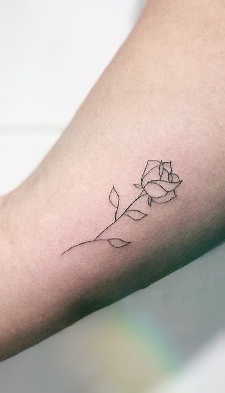 Minimal Rose Tattoo For Women, Rose Circle Tattoo, Minimalist Rose Tattoo Small, Dainty Rose Tattoo Simple, Fine Line Roses Tattoo, Minimalist Tattoo Rose, Mini Tattoos Rose, Line Art Rose Tattoo, Small Rose Tattoo Simple