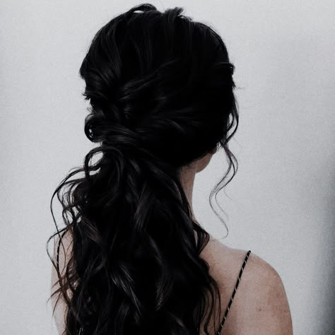 Dark Brown Hair Aesthetic Faceless, Black Hair Aesthetic Faceless, Bellatrix Black, Black Wavy Hair, Black Hair Aesthetic, Pixie Hollow, Long Dark Hair, Hair Aesthetic, Long Black Hair