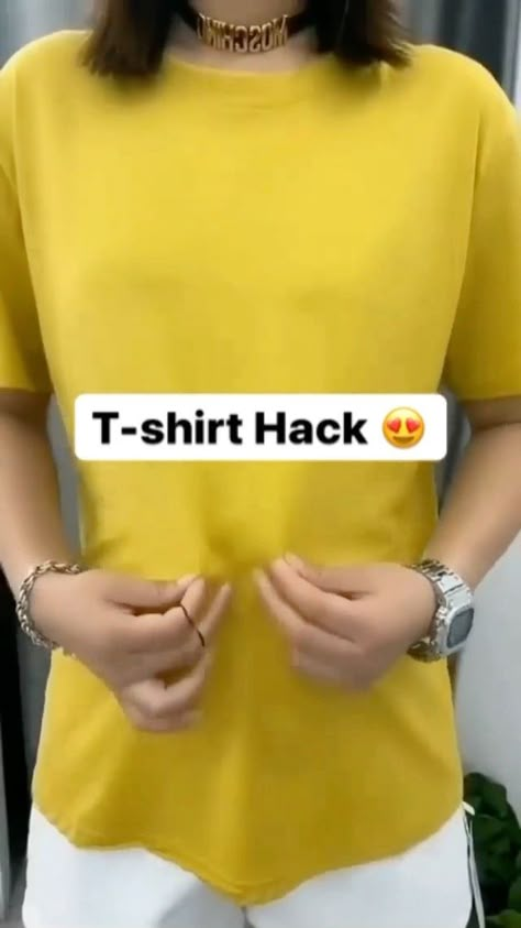 fashion.selection on Instagram: 💛 T Shirt Hacks, Diy Clothes Hacks, Shirt Hacks, Mode Tips, Back Porch Ideas Covered, Travel Essentials Men, Back Porch Ideas, Summer Dresses For Wedding Guest, Summer Black Dress