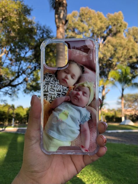 Resin Mobile Cover, Sublimacion Ideas, Mobile Cover, Female Rappers, Birthday Template, Flowers Spring, Flower Phone Case, Mobile Covers, Phone Cover