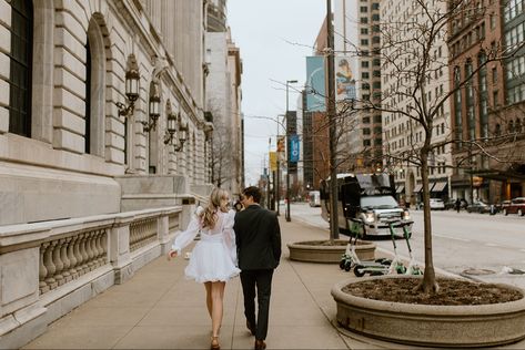 cleveland engagement pics Engagement Photos Cleveland, Cincinnati Engagement Photos, Vintage Engagement Photos, Pics Inspo, Engagement Pics, Engagement Photo Inspiration, Engagement Portraits, Fall Engagement, Engagement Shoot