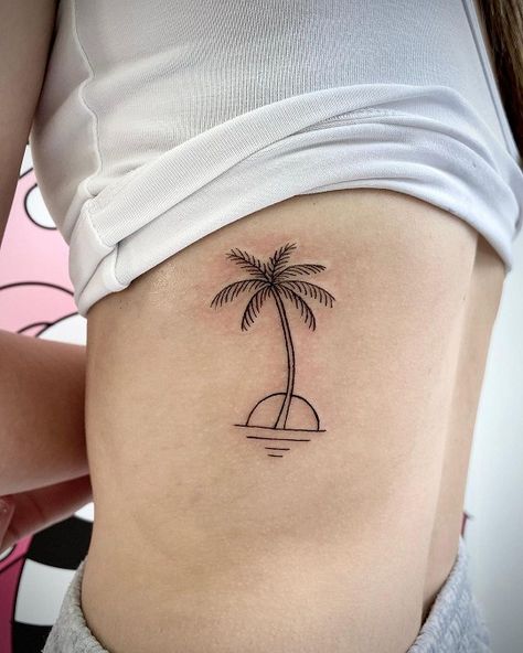 Palm Tree Tattoo Minimalist, Palm Tree Tattoo Ideas, Small Palm Tree Tattoo, Tree Tattoo Ideas, Small Palm Trees, Tattoo Reference, Tattoo Minimalist, Tree Tattoo Designs, Palm Tree Tattoo